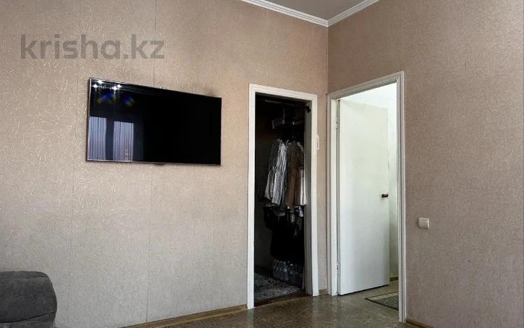 1-комнатная квартира · 40 м² · 8/9 этаж, мкр Аксай-3 за 25.8 млн ₸ в Алматы, Ауэзовский р-н — фото 6