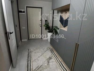 1-комнатная квартира · 52 м² · 1/7 этаж, Атшабар 17/1 — Толе би Желтоксан за 18 000 ₸ в Таразе