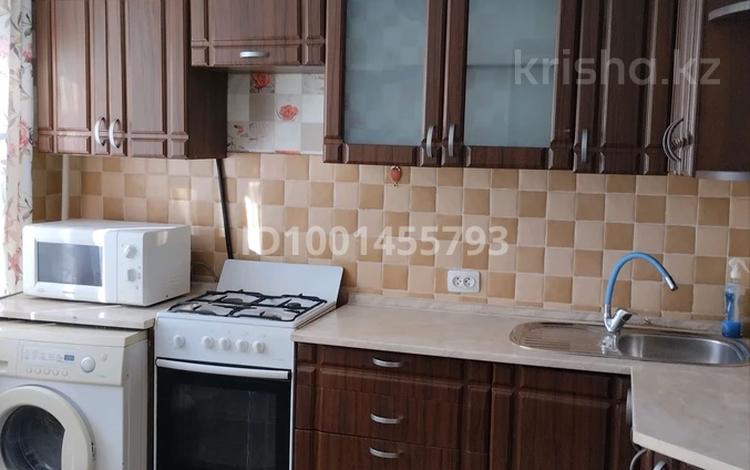 1-комнатная квартира · 34 м² · 2/5 этаж, мкр Михайловка , Мкр Михайловка Доватора 3 — Район стакляшка за 125 000 ₸ в Караганде, Казыбек би р-н — фото 11
