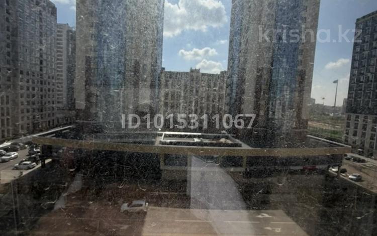 3-комнатная квартира · 95.5 м² · 6/10 этаж, мкр Юго-Восток, Дюсембекова 13 за 43 млн ₸ в Караганде, Казыбек би р-н — фото 2