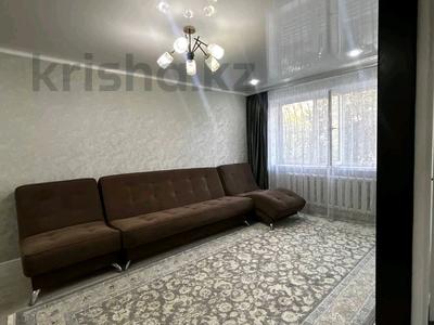 3-комнатная квартира · 56 м² · 1/5 этаж, 408 квартал за 19 млн ₸ в Семее