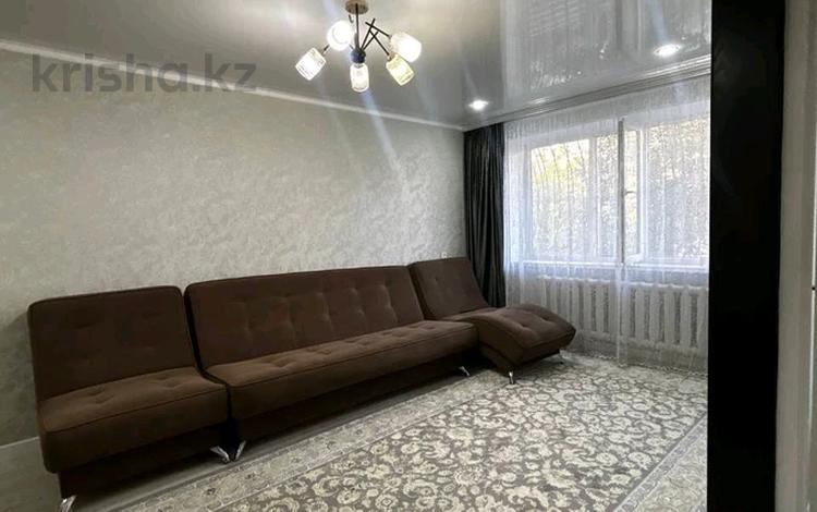 3-комнатная квартира · 56 м² · 1/5 этаж, 408 квартал за 19 млн ₸ в Семее — фото 2