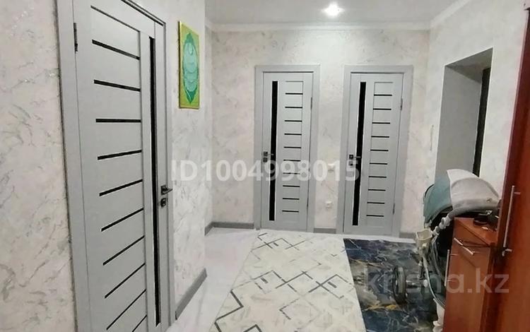 2-бөлмелі пәтер · 73 м² · 1/5 қабат, Нур Актобе, Нұр Ақтөбе — Мектеп, балабақша, поликлиника, бағасы: 22 млн ₸ — фото 2