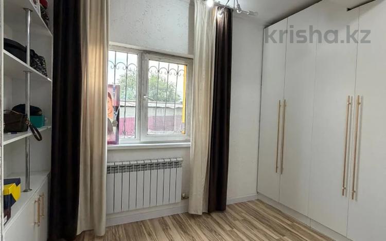 2-бөлмелі пәтер · 39 м² · 1/9 қабат, Айнабұлақ-2 ш/а., бағасы: 25.6 млн ₸ в Алматы, Жетысуский р-н — фото 2