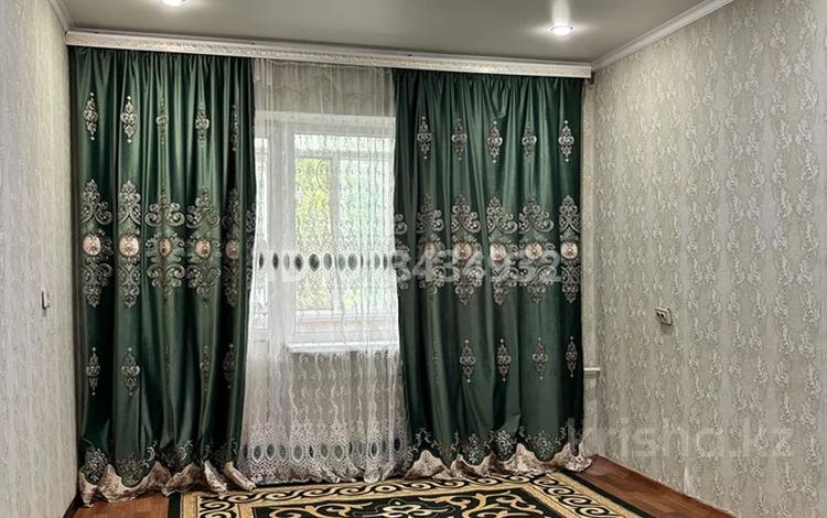 2-бөлмелі пәтер · 53.3 м² · 5/5 қабат, Алатау ш/а. 39, бағасы: 13.5 млн ₸ в Таразе, мкр Алатау — фото 2