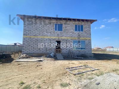 Отдельный дом · 6 комнат · 240 м² · 10 сот., 5 переулок юность 15 А — Магазин Батырхан за 50 млн ₸ в Семее