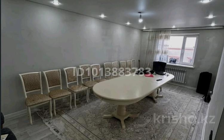 2-комнатная квартира · 68 м² · 6/6 этаж, мкр. Алтын орда 29/1 за 20 млн ₸ в Актобе — фото 2