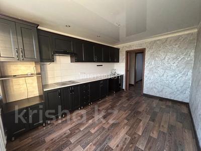 5-бөлмелі пәтер · 86.9 м² · 4/5 қабат, Орбита ш/а., Дюсембекова 35, бағасы: 29 млн ₸ в Караганде, Казыбек би р-н