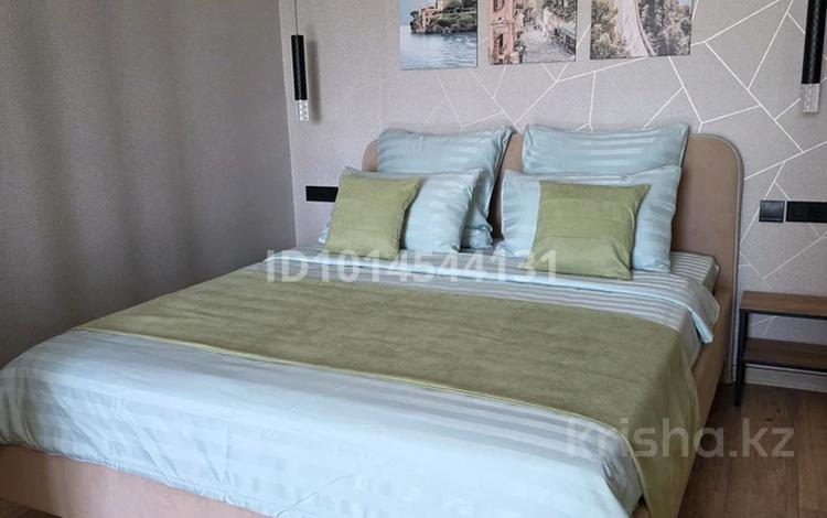 1-комнатная квартира · 40 м² · 7/9 этаж, мкр Новый Город, Мкр бухар жырау 63/4 за 25 000 ₸ в Караганде, Казыбек би р-н — фото 2