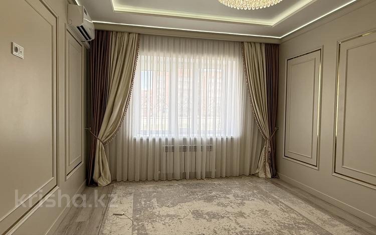 3-бөлмелі пәтер · 87 м² · 1/5 қабат, алтын орда — газизы жубановой угол тауелсиздик, бағасы: 40.9 млн ₸ в Актобе — фото 2