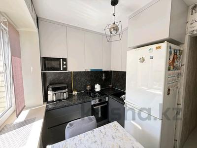 2-бөлмелі пәтер · 43 м² · 3 қабат, Каирбекова, бағасы: 20 млн ₸ в Костанае