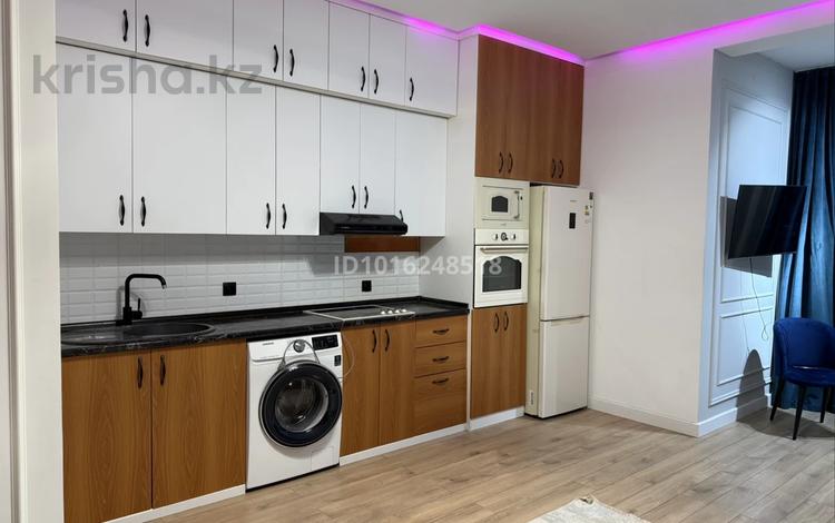 1-комнатная квартира · 38 м² · 5 этаж, Айтеке би 7 за 250 000 ₸ в Астане, Нура р-н — фото 2