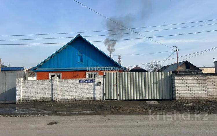 Отдельный дом · 3 комнаты · 110 м² · 4.6 сот., Нұршайықов 132 — 72 квартал, на против студенческий поликлиники за ~ 25 млн 〒 в Семее — фото 2