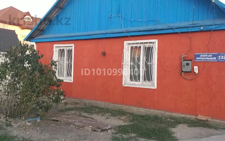 Отдельный дом · 4 комнаты · 110 м² · 5 сот., Нұршайықов 132 — 72 квартал, на против студенческий поликлиники за 15 млн ₸ в Семее — фото 44