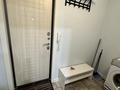 1-комнатная квартира · 52 м² · 1/9 этаж, Майкудук, Мкр Голубые пруды 7 за 14 000 ₸ в Караганде, Алихана Бокейханова р-н — фото 5