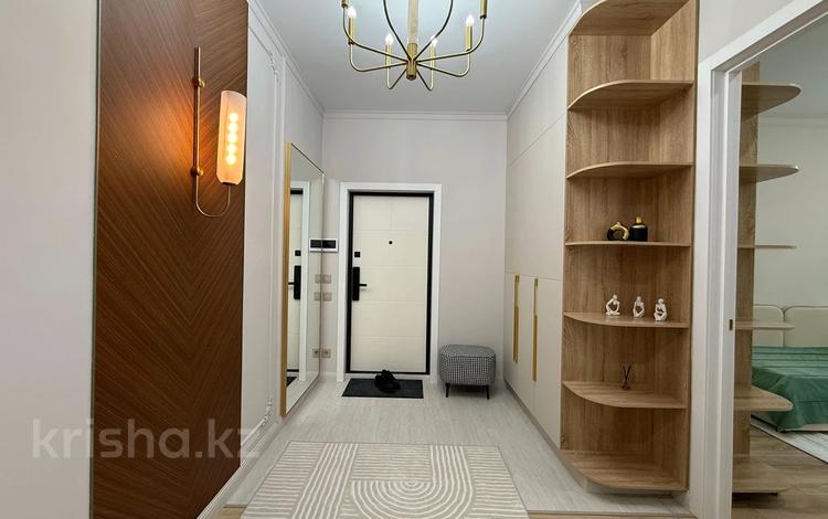 3-бөлмелі пәтер · 68 м² · 15/18 қабат, Е-36 5, бағасы: 50.5 млн ₸ в Астане, Нура р-н — фото 2