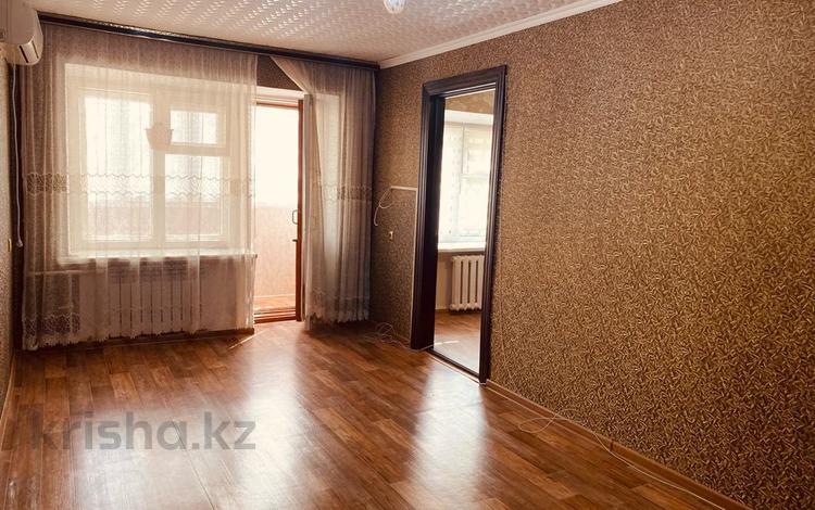 2-комнатная квартира, 41 м², 2/5 этаж, шокана уалиханова за 10.4 млн 〒 в Актобе — фото 2