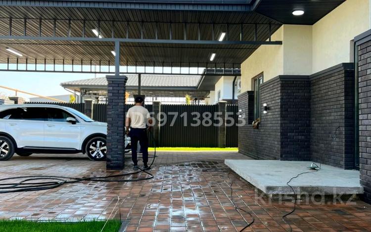 Отдельный дом · 4 комнаты · 206 м² · 6 сот., Мкр Айжарык, ул Семей 80 — Алатауская трасса за 64.5 млн 〒 в Туздыбастау (Калинино) — фото 160