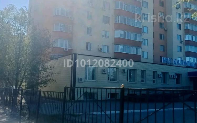 1-бөлмелі пәтер · 40 м² · 2/9 қабат, Набережная ул. 80, бағасы: 13 млн ₸ в Актобе, мкр. Курмыш — фото 2
