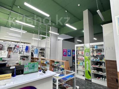 Свободное назначение, офисы, магазины и бутики, склады, общепит, салоны красоты, сельское хозяйство, медцентры и аптеки, образование, развлечения · 254 м² за 240 млн 〒 в Астане, Сарайшык р-н