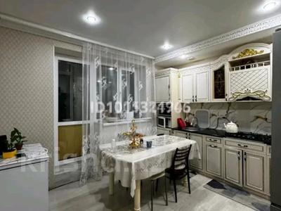 2-бөлмелі пәтер · 67.5 м² · 6/9 қабат, мкр Айгуль, Придоржная 87 — Район гипер маркет Дины, бағасы: 22 млн ₸ в Уральске