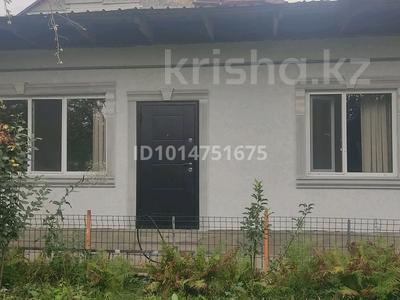 Отдельный дом · 1 комната · 50 м² · 8 сот., мкр Калкаман-2 за 170 000 ₸ в Алматы, Наурызбайский р-н