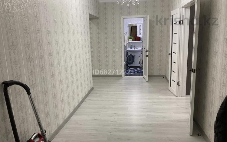1-комнатная квартира · 70 м² · 7/8 этаж, мкр 12, Мкрн 12вг 54 за 170 000 ₸ в Актобе — фото 2