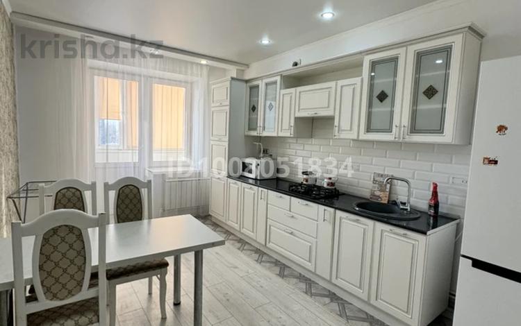 1-комнатная квартира · 48.9 м² · 4/9 этаж, мкр Кадыра Мырза-Али 11/1 за 23 млн ₸ в Уральске — фото 2