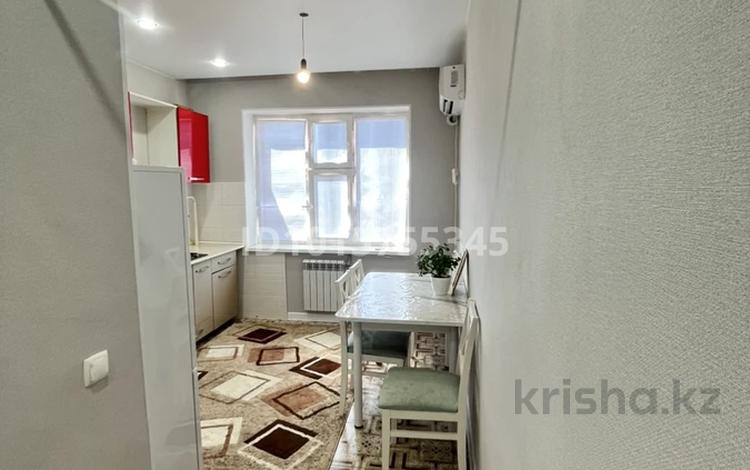 1-комнатная квартира · 36 м² · 6/6 этаж, 31А мкр 18 за 10 млн ₸ в Актау — фото 2