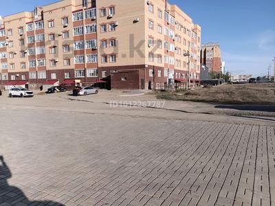 Еркін, кеңселер, дүкендер мен бутиктер, қоймалар, сұлулық салондары, фитнес және спорт, медорталықтар мен дәріханалар, білім орталықтары, ойын-сауық, конференц-залдар, кабинеттер және жұмыс орындары, студиялар · 115 м², бағасы: 100 000 ₸ в Актобе, мкр. Алтын орда