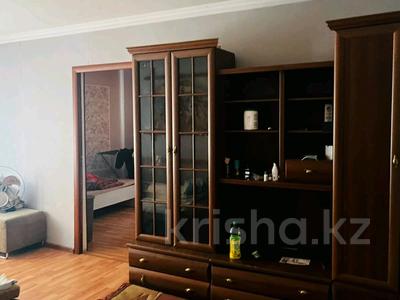 3-комнатная квартира · 60 м² · 5/5 этаж, 3-й микрорайон 5 — 3- Микрорайон за 200 000 ₸ в Шымкенте, Туран р-н
