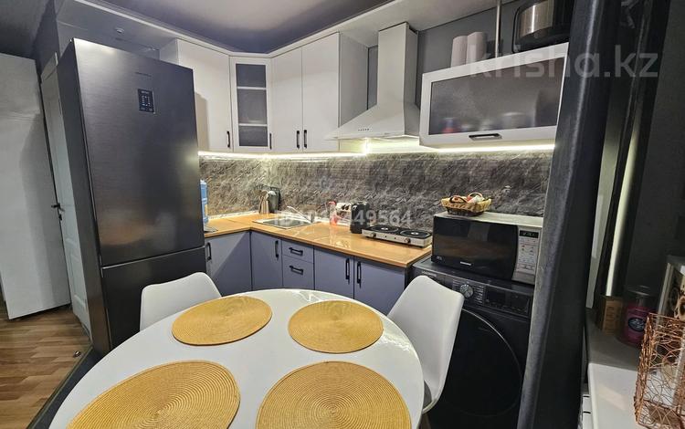 2-комнатная квартира · 54 м² · 4/5 этаж, Кабанбай Батыра 78 за 200 000 ₸ в Усть-Каменогорске, Ульбинский — фото 2