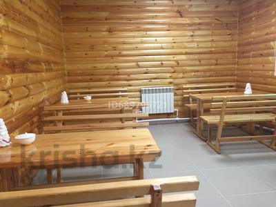 Продажа коммерческой недвижимости в Улытау обл.: Свободное назначение · 500 м² за 220 млн 〒 Свободное назначение · 500 м² за 220 млн 〒 в Жезказгане