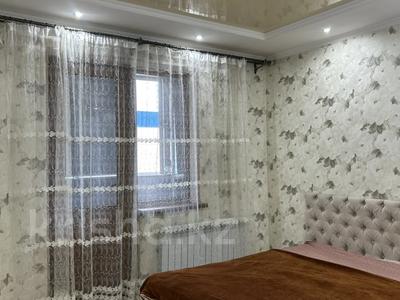 2-комнатная квартира · 97 м² · 10/13 этаж, Толе би 273/4 — Напротив оз.сайран за 330 000 〒 в Алматы, Алмалинский р-н