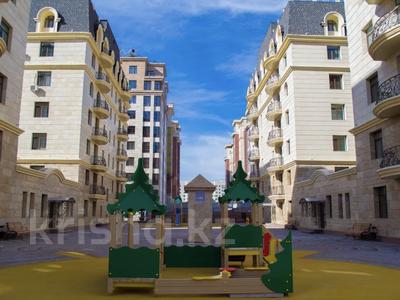 4-бөлмелі пәтер · 240 м² · 4/7 қабат, Сауран 16, бағасы: 271 млн ₸ в Астане, Есильский р-н