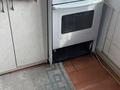 2-комнатная квартира · 46 м² · 1/5 этаж, 8-й микрорайон, Мангельдина 36 за 80 000 ₸ в Шымкенте, Туран р-н — фото 8