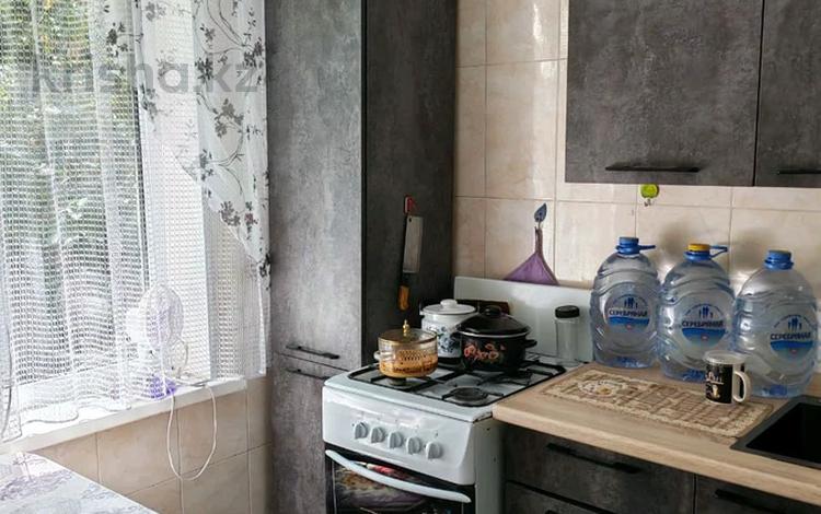 1-комнатная квартира · 33 м² · 2/5 этаж, мкр Айнабулак-1 4 за 25.2 млн ₸ в Алматы, Жетысуский р-н — фото 2