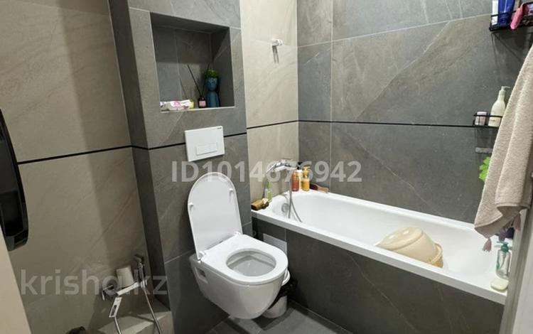 2-бөлмелі пәтер · 80.4 м² · 6/6 қабат, Алтын орда ш/а., Мкр.Батыс-2, бағасы: 29 млн ₸ в Актобе, мкр. Алтын орда — фото 7