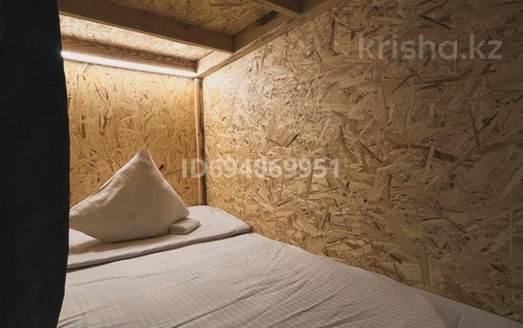1-бөлмелі пәтер · 115 м² · 1/9 қабат, Ақсай-1А ш/а. 30а, бағасы: 2 500 ₸ в Алматы, Ауэзовский р-н — фото 2