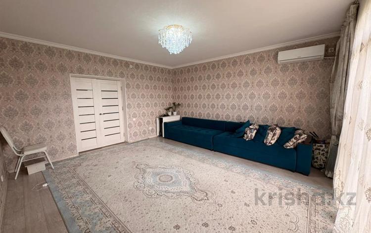 3-бөлмелі пәтер · 80 м² · 3/12 қабат, мкр Шымсити, бағасы: 31 млн ₸ в Шымкенте, Абайский р-н — фото 2