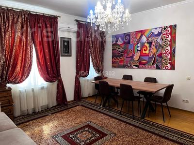 Пәтерлер в Алматы: 5-бөлмелі пәтер · 177 м², Ладушкина 150/7 — По Оспанова, бағасы: 750 000 〒 5-бөлмелі пәтер · 177 м², Ладушкина 150/7 — По Оспанова, бағасы: 750 000 〒 в Алматы, Медеуский р-н