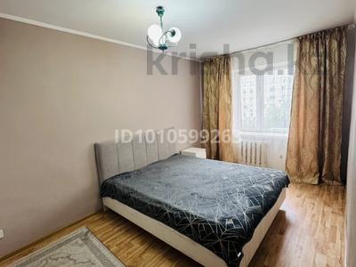 2-бөлмелі пәтер · 65 м² · 8/9 қабат, Курмангазы 154 — Остановка Школьник, бағасы: 17 000 ₸ в Уральске, мкр Школьник