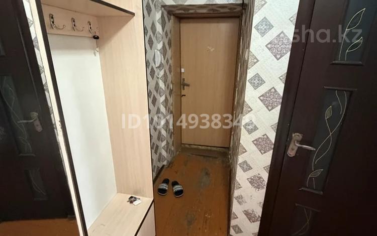 2-бөлмелі пәтер · 38 м² · 5/5 қабат, Сагындыкова 36 — Байзак батыра сагындыкова, бағасы: 130 000 ₸ в Таразе — фото 2