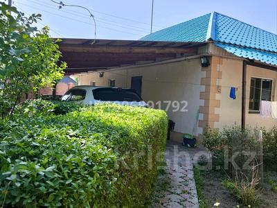 Отдельный дом · 4 комнаты · 120 м² · 6.7 сот., Актамберды Жырау 5 — Алматинская - Умбетей Жырау (кафе Чанчкери) за 42 млн 〒 в Кенена Азербаева (Покровка)