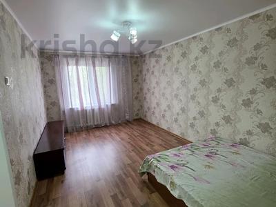 Пәтерлер в Шымкенте: 1-бөлмелі пәтер · 30 м² · 4/4 қабат, АЙБЕРГЕНОВА, бағасы: 12.2 млн 〒 1-бөлмелі пәтер · 30 м² · 4/4 қабат, АЙБЕРГЕНОВА, бағасы: 12.2 млн 〒 в Шымкенте, Аль-Фарабийский р-н