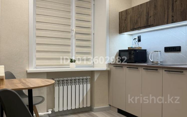 1-комнатная квартира · 33 м² · 3/4 этаж, Молдагуловой 6 — Центр города за 20 000 ₸ в Балхаше — фото 2