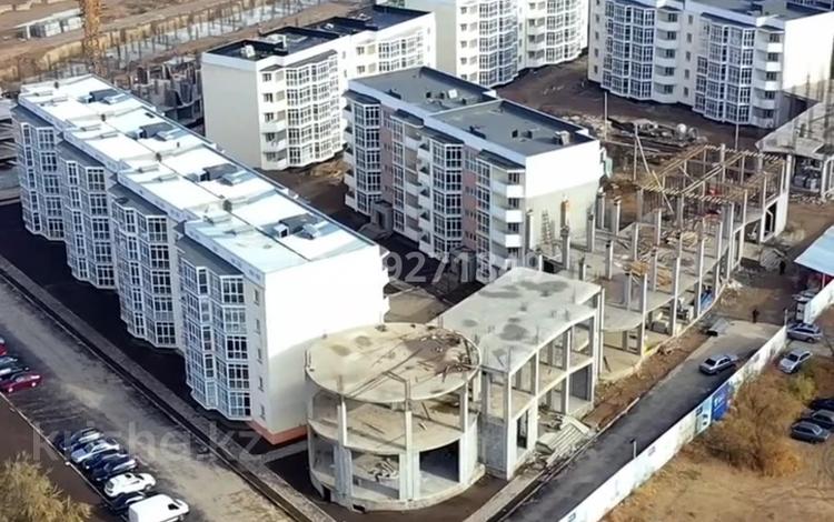 2-бөлмелі пәтер, 62 м², Абылай хана 2/5, бағасы: 21 млн 〒 в Каскелене — фото 2