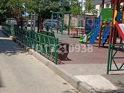 3-бөлмелі пәтер · 70 м² · 4/5 қабат, Безделева 4 — Туркестанская, бағасы: 25 млн ₸ в Шымкенте, Енбекшинский р-н