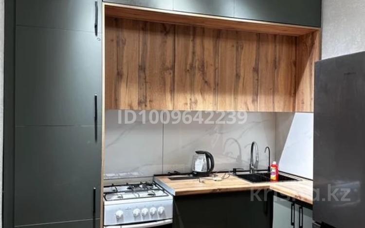 1-комнатная квартира · 45 м² · 2/5 этаж, мкр. Зачаганск пгт 108/4 за 130 000 ₸ в Уральске — фото 2