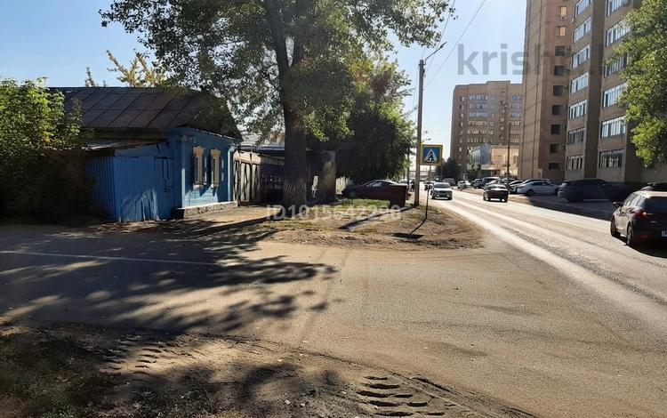Жеке үй · 3 бөлме · 56 м² · 3 жүзд., Аймаутова 128 — Район центрального рынка, бағасы: 35 млн ₸ в Семее — фото 4